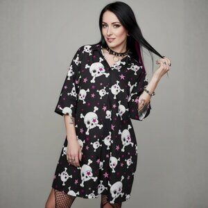 Widow ✦ Start A Riot Oversized Button‑Up Shirt ✦ White Pink Skull Star Print XS